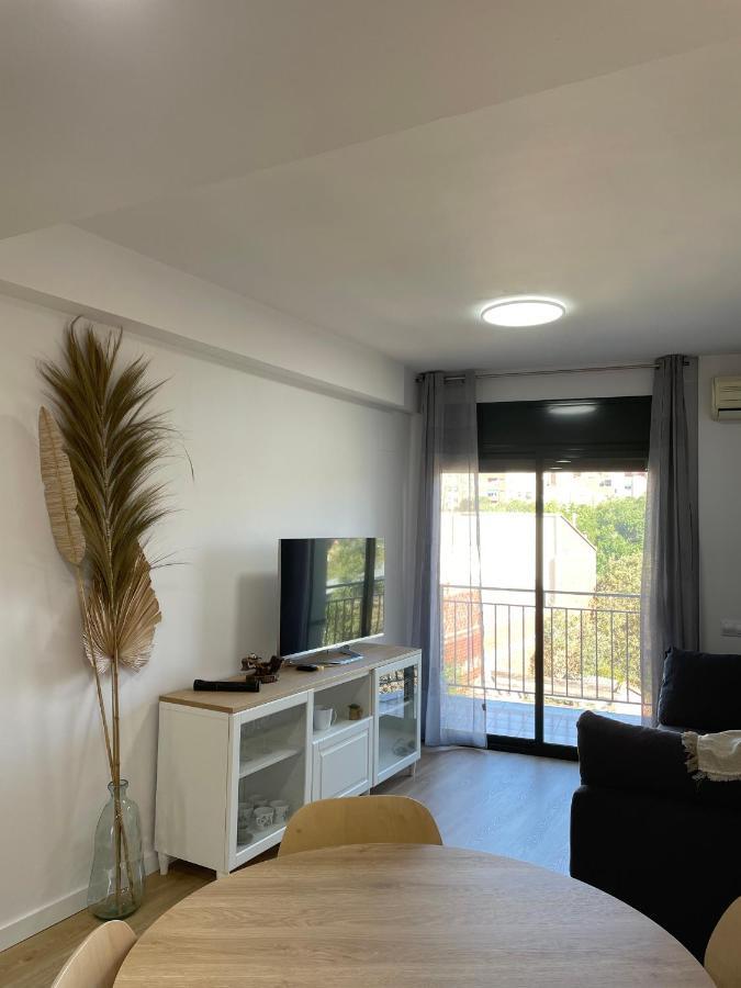 Acogedor Apartamento Vallparadis Con Parking Terrassa Zewnętrze zdjęcie