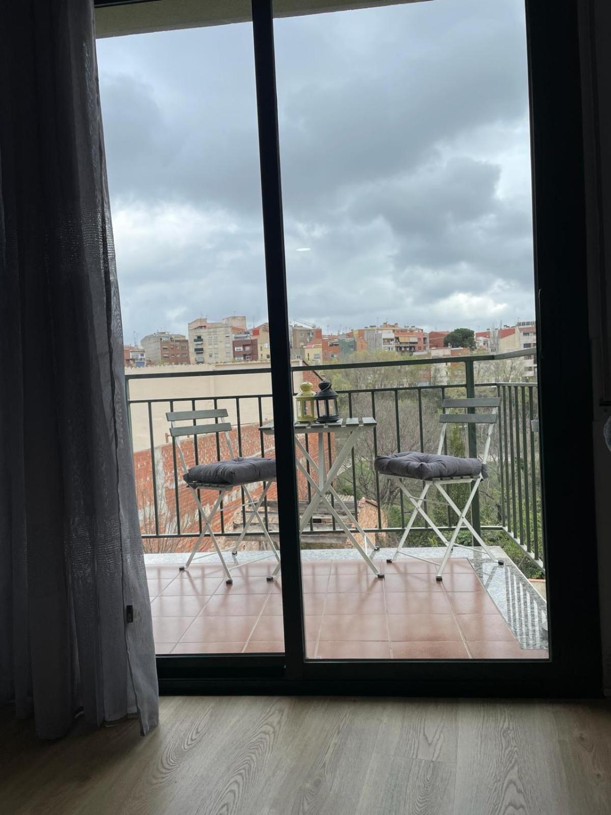 Acogedor Apartamento Vallparadis Con Parking Terrassa Zewnętrze zdjęcie